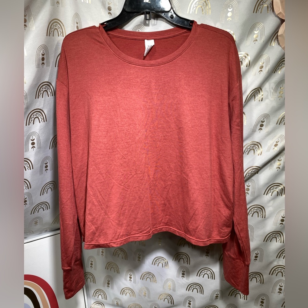Xersion Women's Red Long Sleeve Sweatshirt